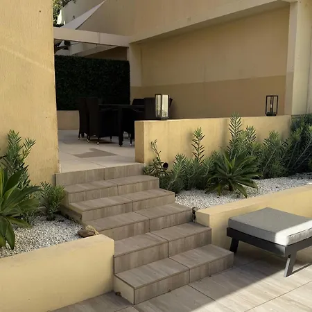 Διαμέρισμα Garden Suquet, Terrasse & Garage Κάννες
