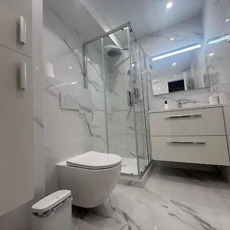 Garden Suquet, Terrasse&garage Apartment